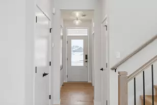 10937 37th St N, Lake Elmo, MN 55042 - Photo 3