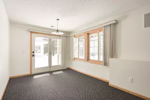 2885 Devonshire Pl, Woodbury, MN 55125 - Photo 55