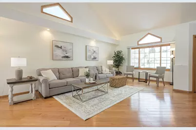 2885 Devonshire Place, Woodbury, MN 55125 - Photo 13