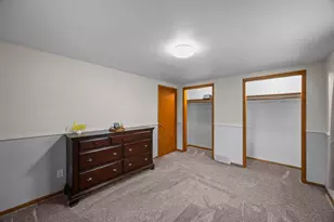 1045 Jorgenson St SE, Hutchinson, MN 55350 - Photo 25