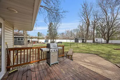 1045 Jorgenson Street SE, Hutchinson, MN 55350 - Photo 49