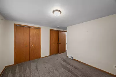1045 Jorgenson Street SE, Hutchinson, MN 55350 - Photo 31