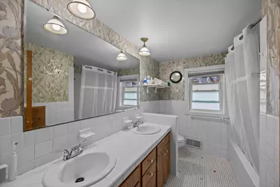 1045 Jorgenson Street SE, Hutchinson, MN 55350 - Photo 27