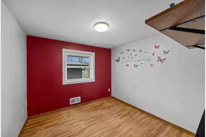 1045 Jorgenson Street SE, Hutchinson, MN 55350 - Photo 33