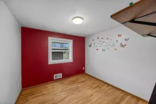 1045 Jorgenson St SE, Hutchinson, MN 55350 - Photo 33