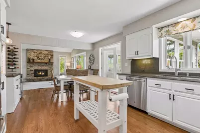 5718 Auto Club Circle, Bloomington, MN 55437 - Photo 9