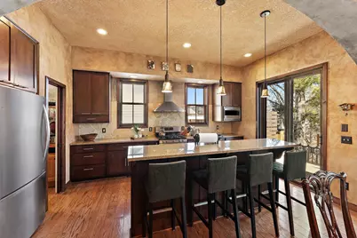 8116 Clifford Circle, Inver Grove Heights, MN 55076 - Photo 9