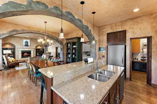 8116 Clifford Cir, Inver Grove Heights, MN 55076 - Photo 11