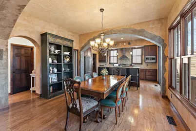 8116 Clifford Circle, Inver Grove Heights, MN 55076 - Photo 9