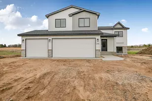 313 10th St S, Sartell, MN 56377 - Photo 3