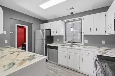 110 South Drive, Circle Pines, MN 55014 - Photo 11