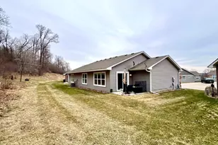 1140 Hewitt Blvd, Red Wing, MN 55066 - Photo 3