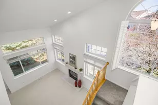 2102 Water Lilly Ln, Eagan, MN 55122 - Photo 13