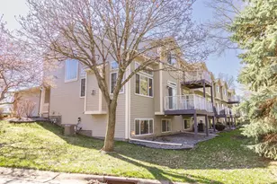 2102 Water Lilly Ln, Eagan, MN 55122 - Photo 27