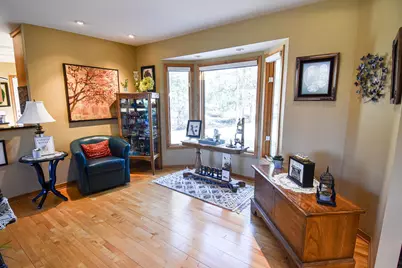 1217 Taft Street E, Thief River Falls, MN 56701 - Photo 9