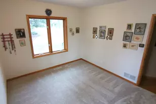 1217 Taft St E, Thief River Falls, MN 56701 - Photo 17