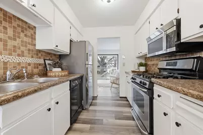 7597 Whitney Drive, Apple Valley, MN 55124 - Photo 7