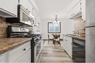 7597 Whitney Drive, Apple Valley, MN 55124 - Photo 5