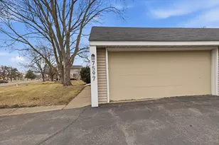 7597 Whitney Dr, Apple Valley, MN 55124 - Photo 41