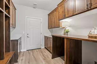 4907 Evergreen Dr N, Hugo, MN 55038 - Photo 9