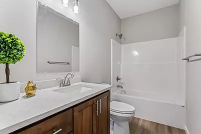 4907 Evergreen Drive N, Hugo, MN 55038 - Photo 17