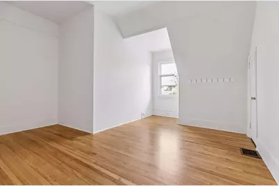 1807 Dupont Avenue S, Minneapolis, MN 55403 - Photo 67
