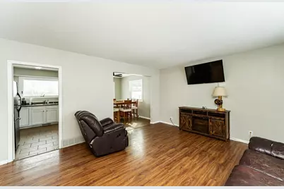 1552 5th Avenue SW, Rochester, MN 55902 - Photo 5