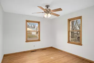 1140 Ottawa Ave, West Saint Paul, MN 55118 - Photo 9