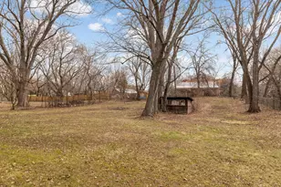 1714 Howard St N, Maplewood, MN 55109 - Photo 19