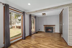 1714 Howard St N, Maplewood, MN 55109 - Photo 3