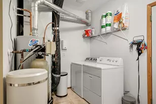 656 Cobblestone Way, Shakopee, MN 55379 - Photo 17