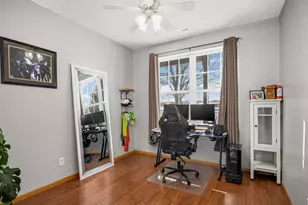 656 Cobblestone Way, Shakopee, MN 55379 - Photo 15