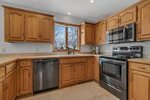 1314 W Oakes Dr, Saint Cloud, MN 56303 - Photo 15