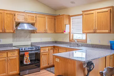 1242 Myrtle Street N, Maplewood, MN 55119 - Photo 5