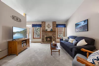 12715 Dorchester Trail, Apple Valley, MN 55124 - Photo 9