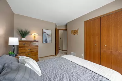 12715 Dorchester Trail, Apple Valley, MN 55124 - Photo 27