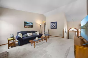 12715 Dorchester Trail, Apple Valley, MN 55124 - Photo 7