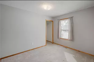 104 Woodland Ct, Princeton, MN 55371 - Photo 11