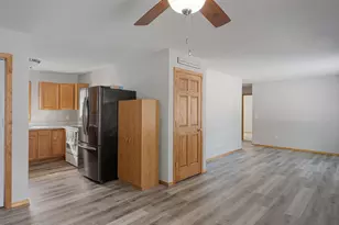 104 Woodland Ct, Princeton, MN 55371 - Photo 3