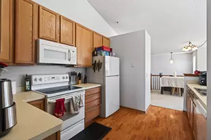 609 Providence Dr, Shakopee, MN 55379 - Photo 9