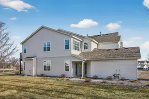 609 Providence Dr, Shakopee, MN 55379 - Photo 3
