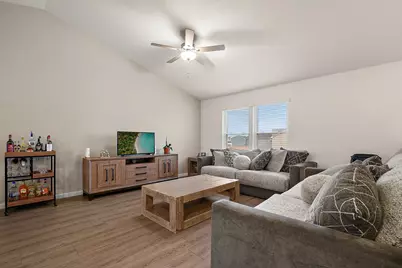 39604 Fallbrook Avenue, North Branch, MN 55056 - Photo 7