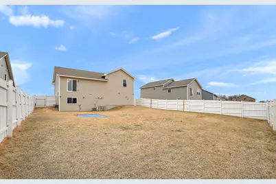 39604 Fallbrook Avenue, North Branch, MN 55056 - Photo 31