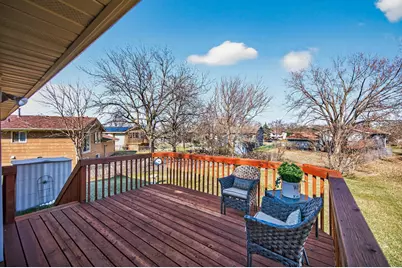 8340 Jersey Avenue N, Brooklyn Park, MN 55445 - Photo 3