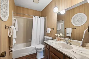 8340 Jersey Ave N, Brooklyn Park, MN 55445 - Photo 15