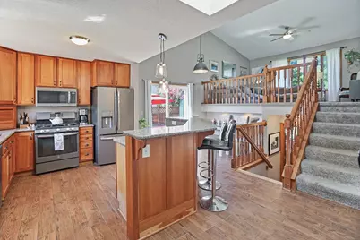 1015 Ferndale Street S, Maplewood, MN 55119 - Photo 9