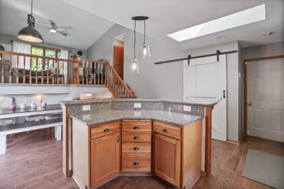 1015 Ferndale Street S, Maplewood, MN 55119 - Photo 13