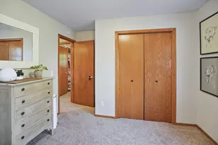 1015 Ferndale St S, Maplewood, MN 55119 - Photo 19
