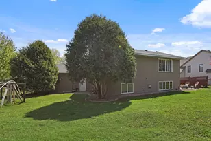 1015 Ferndale St S, Maplewood, MN 55119 - Photo 43