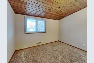 9241 34th Avenue N, New Hope, MN 55427 - Photo 11